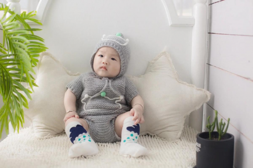 南漳宝宝揉眼睛是怎么回事